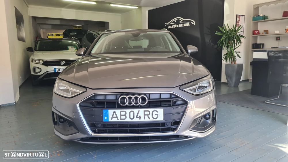 Audi A4 Avant - 1