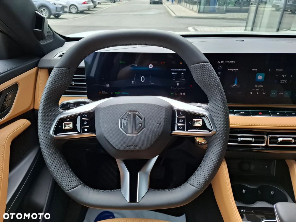 MG HS Hybrid+ - 11