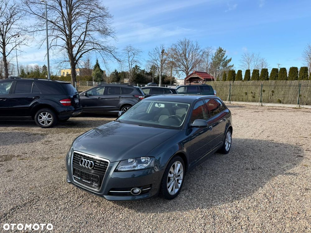 Audi A3 Sportback 2.0 TDI Ambiente - 2