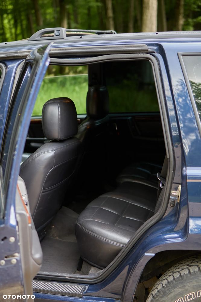 Jeep Grand Cherokee - 9