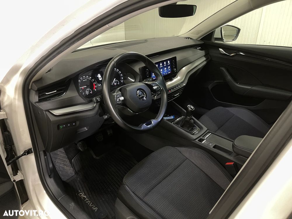 Skoda Octavia 2.0 TDI Ambition - 5