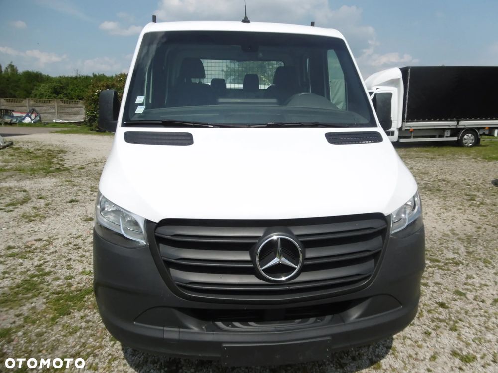 Mercedes-Benz Sprinter - 5
