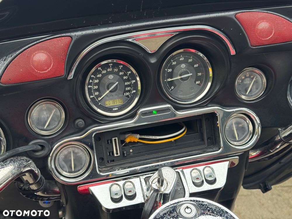 Harley-Davidson FLHS Electra Glide - 18