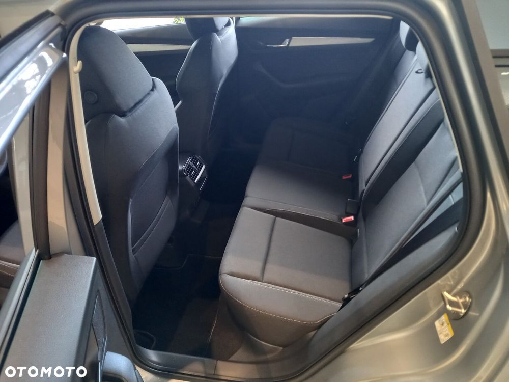 Skoda Karoq 1.5 TSI ACT Drive DSG - 6