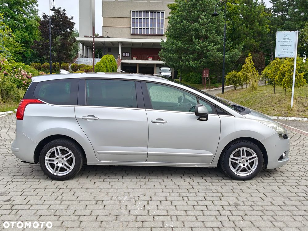 Peugeot 5008 155 THP Premium - 17