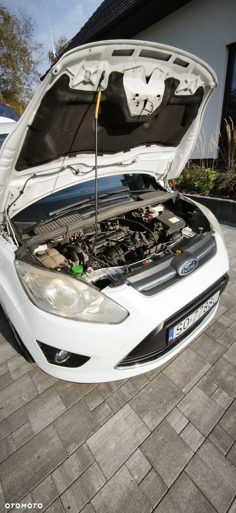 Ford Grand C-MAX - 21