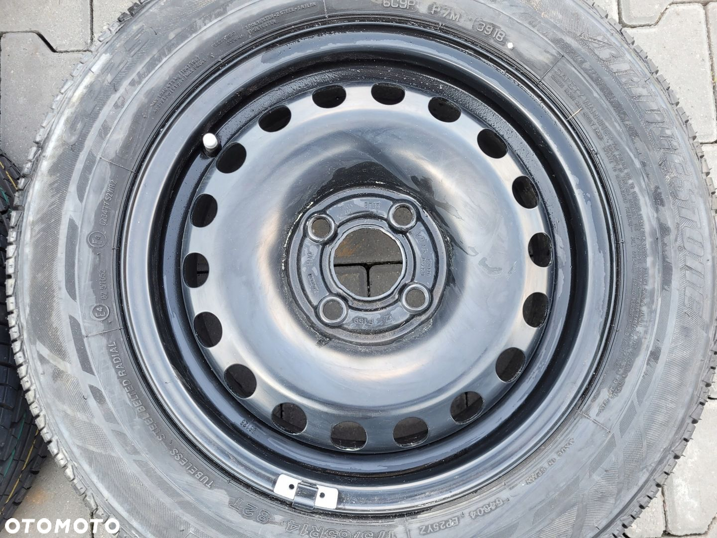 KOŁA LATO VW UP,SKODA CITIGO,SEAT MII NOWE OPONY Bridgestone 175/65R14 - 10