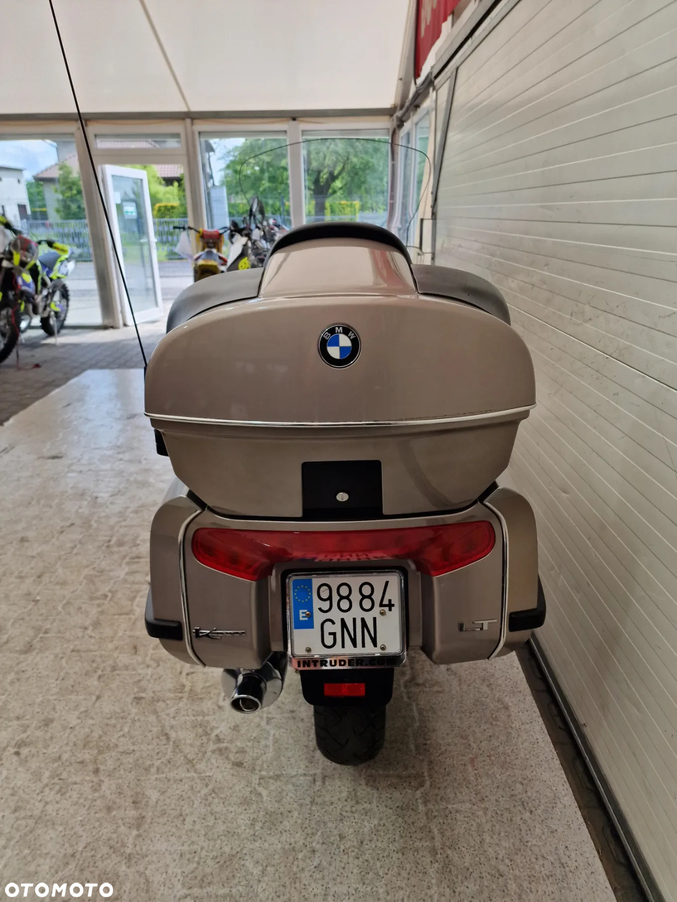 BMW LT - 9