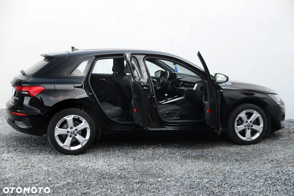 Audi A3 Sportback 30 TFSI Edition One - 26