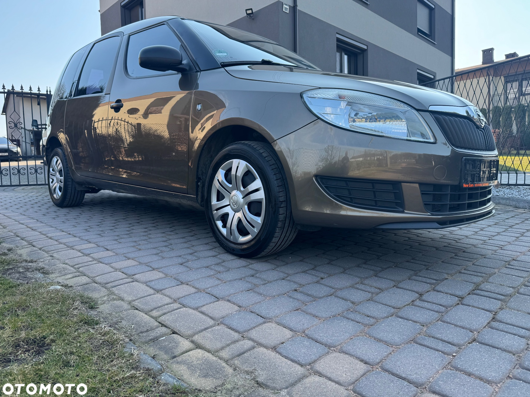 Skoda Roomster 1.4 MPI PLUS EDITION - 24
