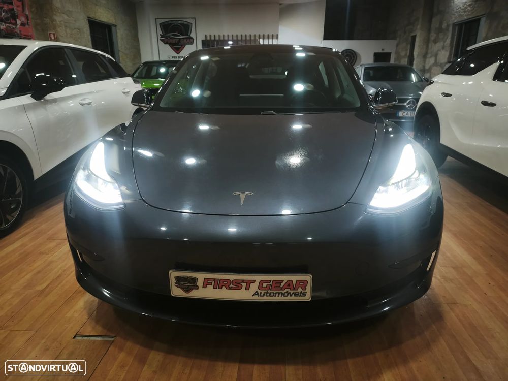 Tesla Model 3 Standard Range Plus RWD - 3