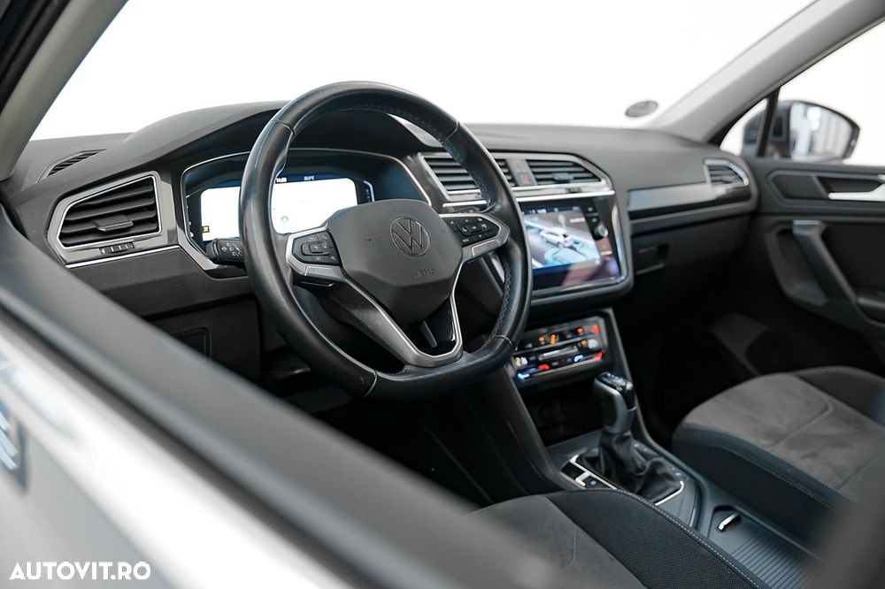 Volkswagen Tiguan - 11