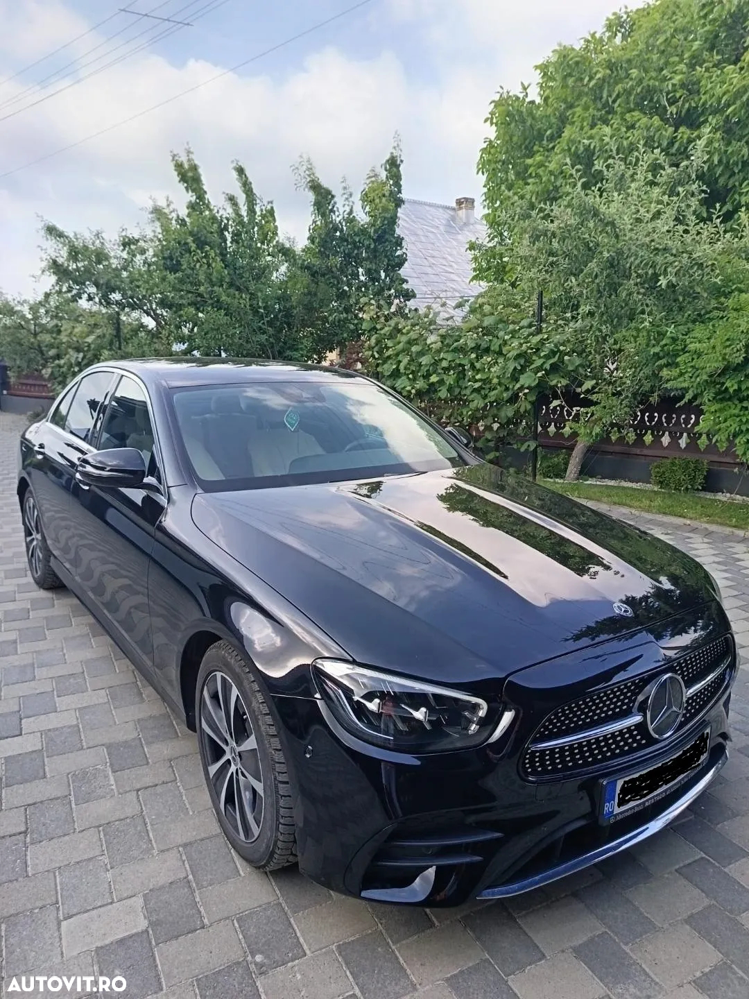 Mercedes-Benz E 220 d 4Matic 9G-TRONIC AMG Line - 6