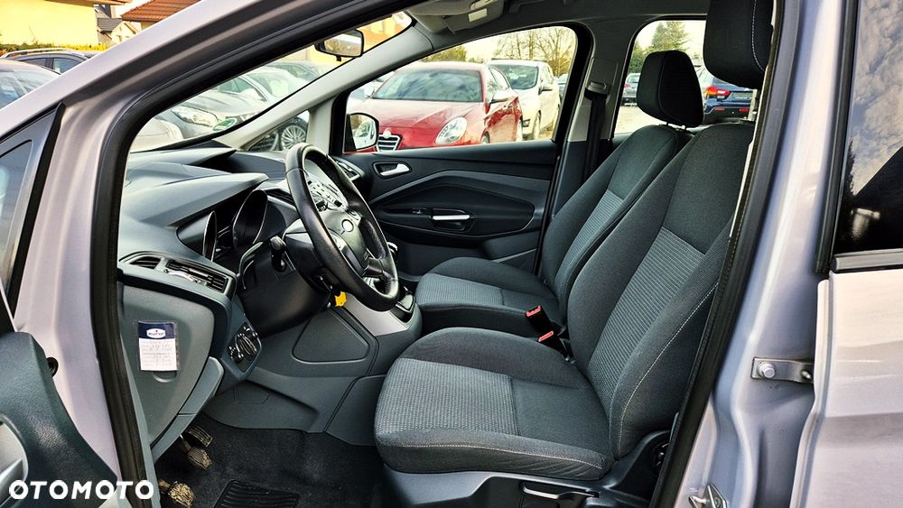 Ford C-MAX 1.6 Ti-VCT Titanium - 34