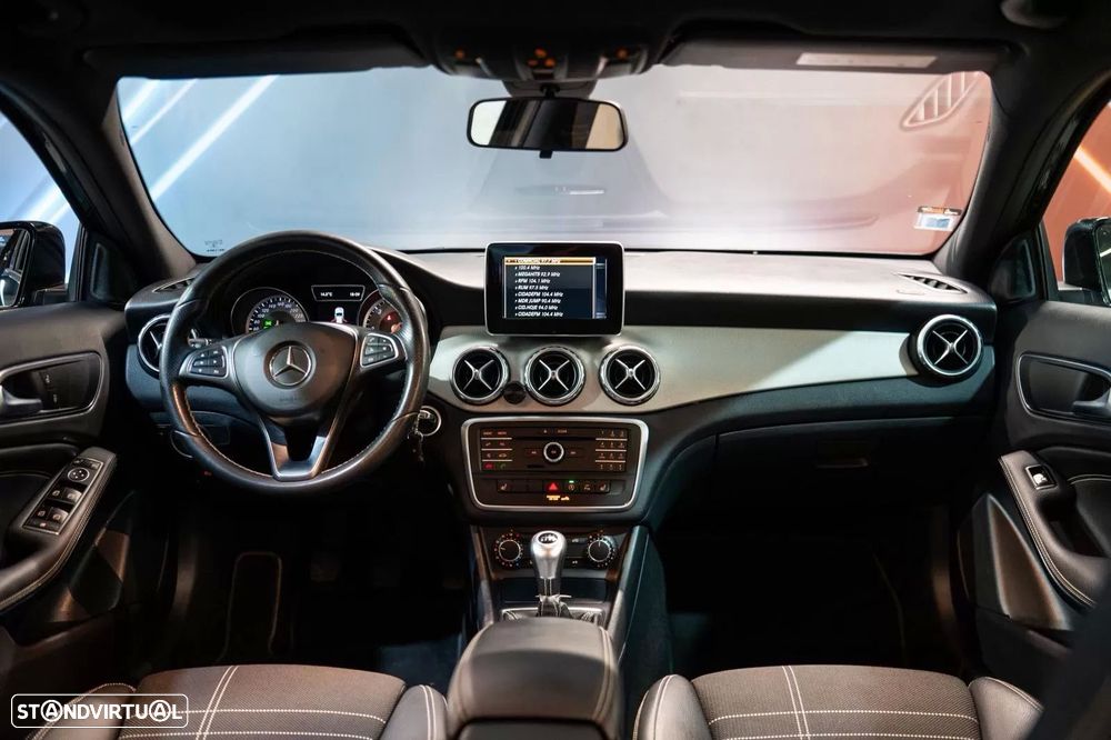 Mercedes-Benz GLA 180 CDI Urban - 10
