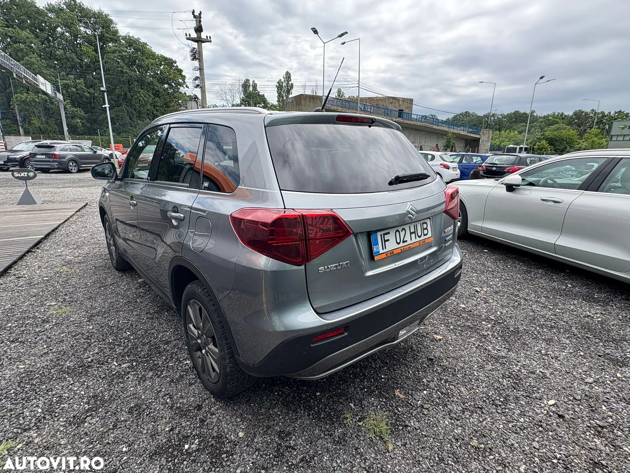 Suzuki Vitara 1.4 Boosterjet AllGrip MHEV Spirit - 3