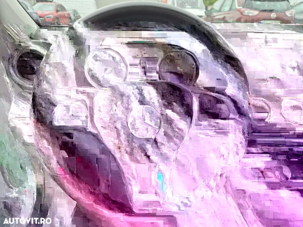 Mercedes-Benz E 220 d 4Matic 9G-TRONIC Avantgarde - 12