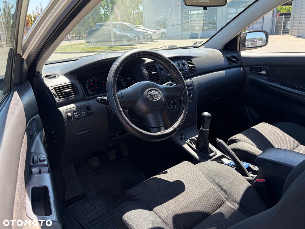 Toyota Corolla 1.4 VVT-i Luna - 22