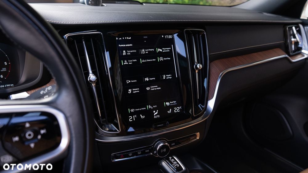 Volvo V60 D4 AWD - 16