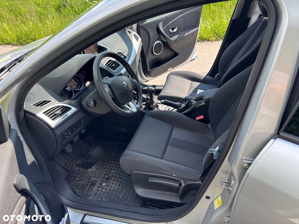 Renault Megane 1.6 16V Authentique Euro5 - 10