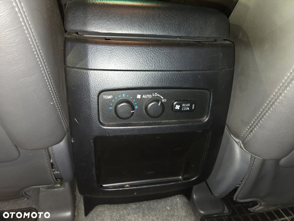 Toyota Land Cruiser 3.0 D Sol Navi Platinium - 23