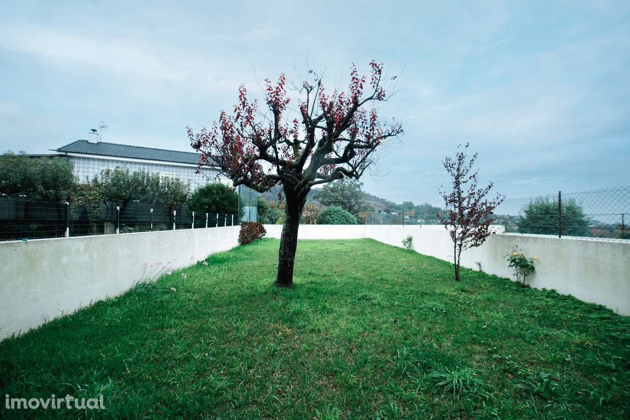 Vivenda Geminada V4 em Gondizalves - Grande imagem: 2/60