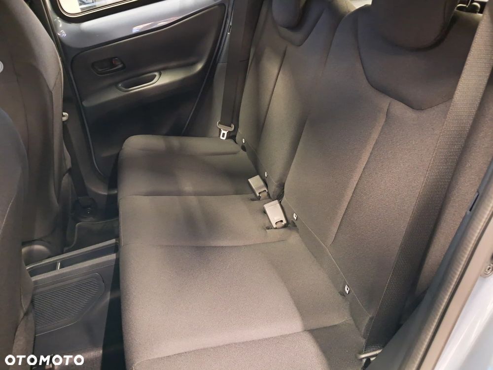 Toyota Aygo X Hybrid 1.5 Comfort e-CVT - 24