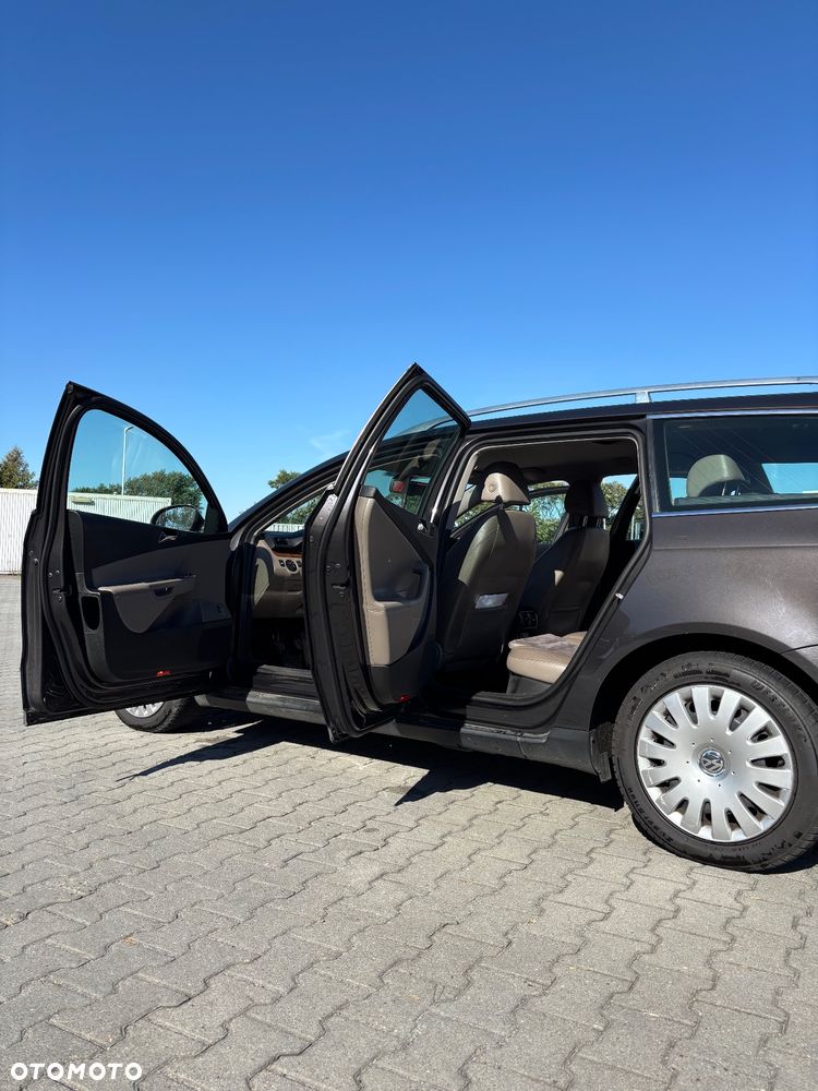 Volkswagen Passat - 9
