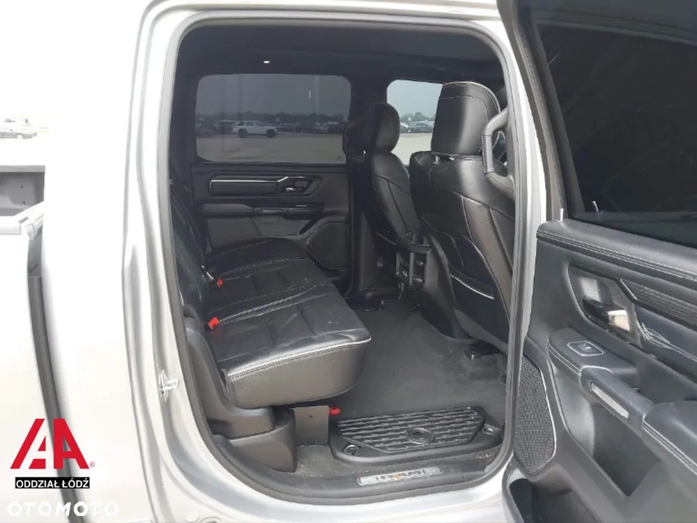 RAM 1500 - 11