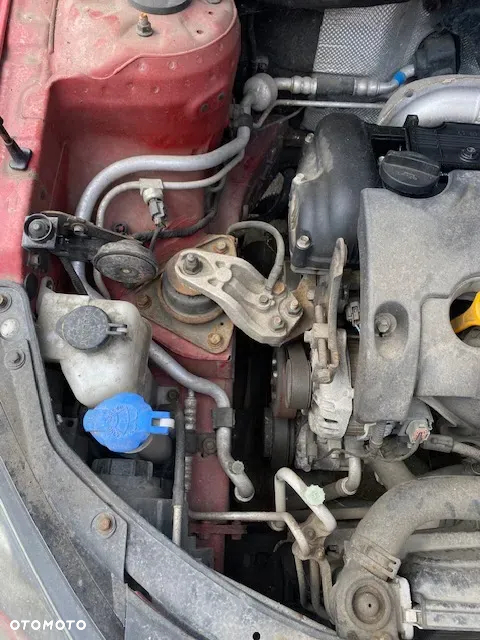 ZBIORNIK PŁYNU DO SPRYSKIWACZY HYUNDAI I30 CW KOMBI