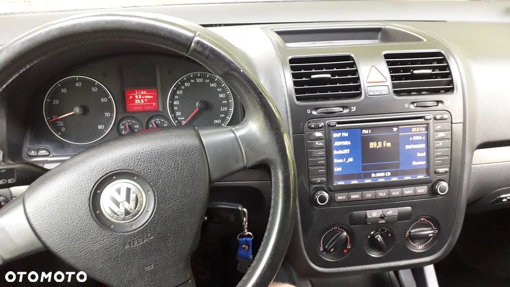Volkswagen Golf 2004 photo 3