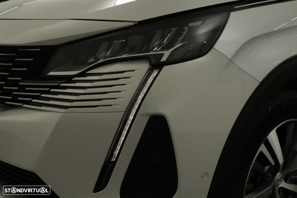 Peugeot 5008 1.2 Hybrid Allure Pack e-DCS6 - 6