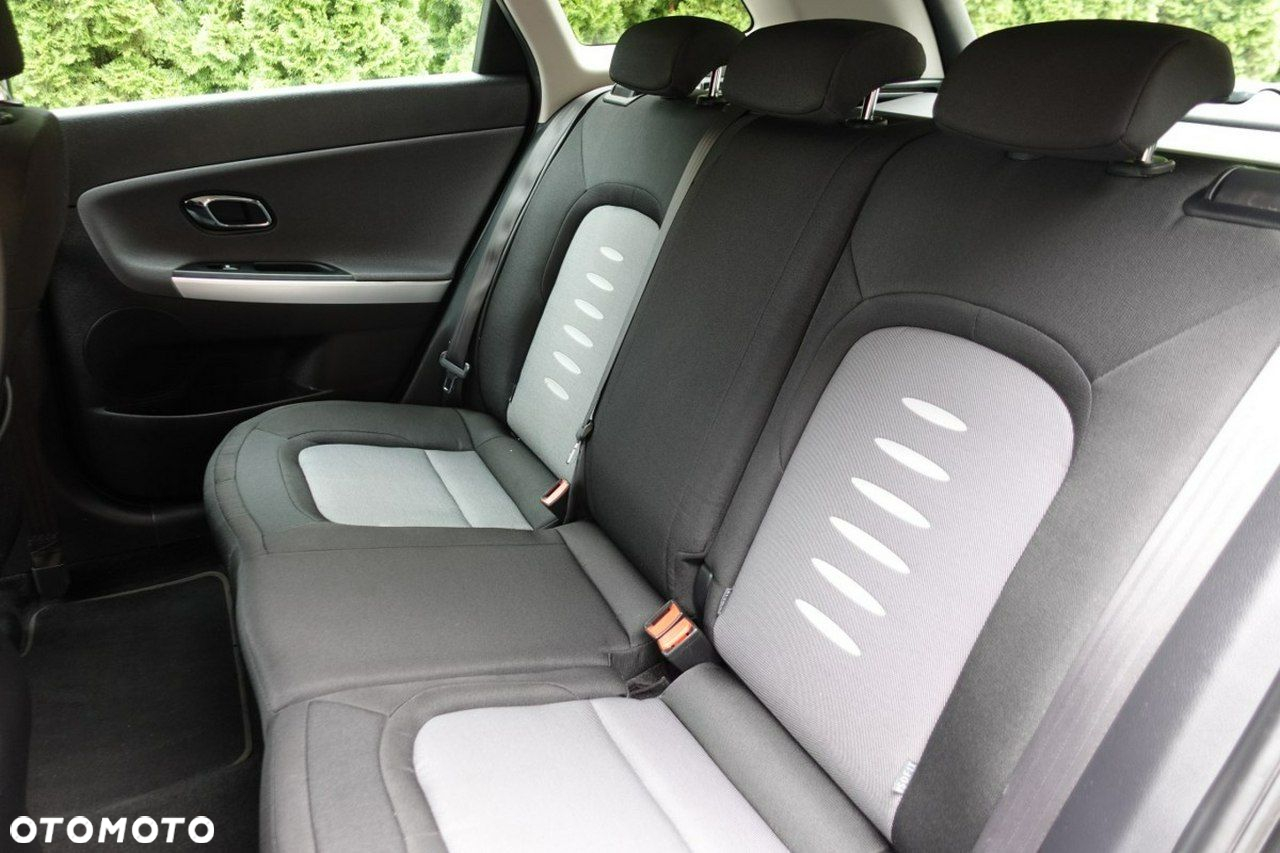 Kia Ceed - 20