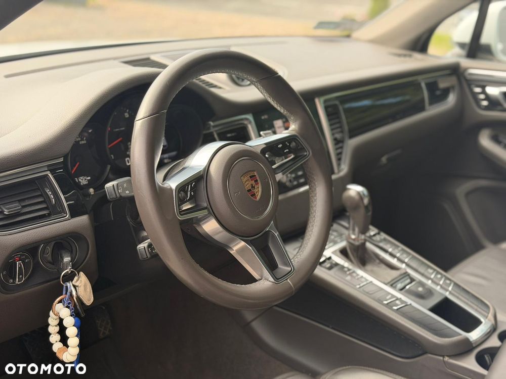Porsche Macan Standard - 5