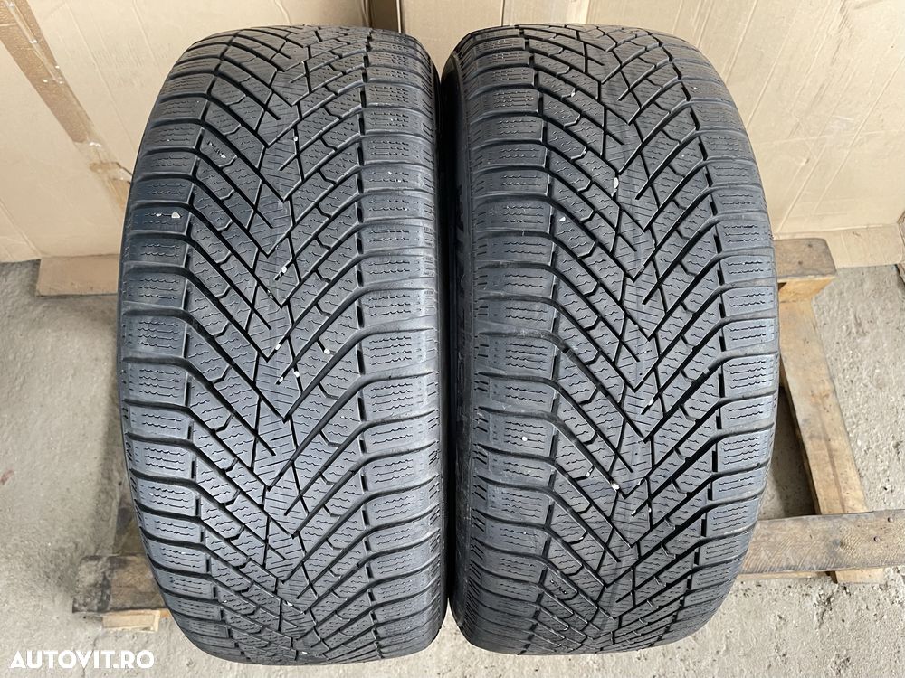 235/55R17 Pirelli CINTURATO winter 2 DOT 2522 - 1