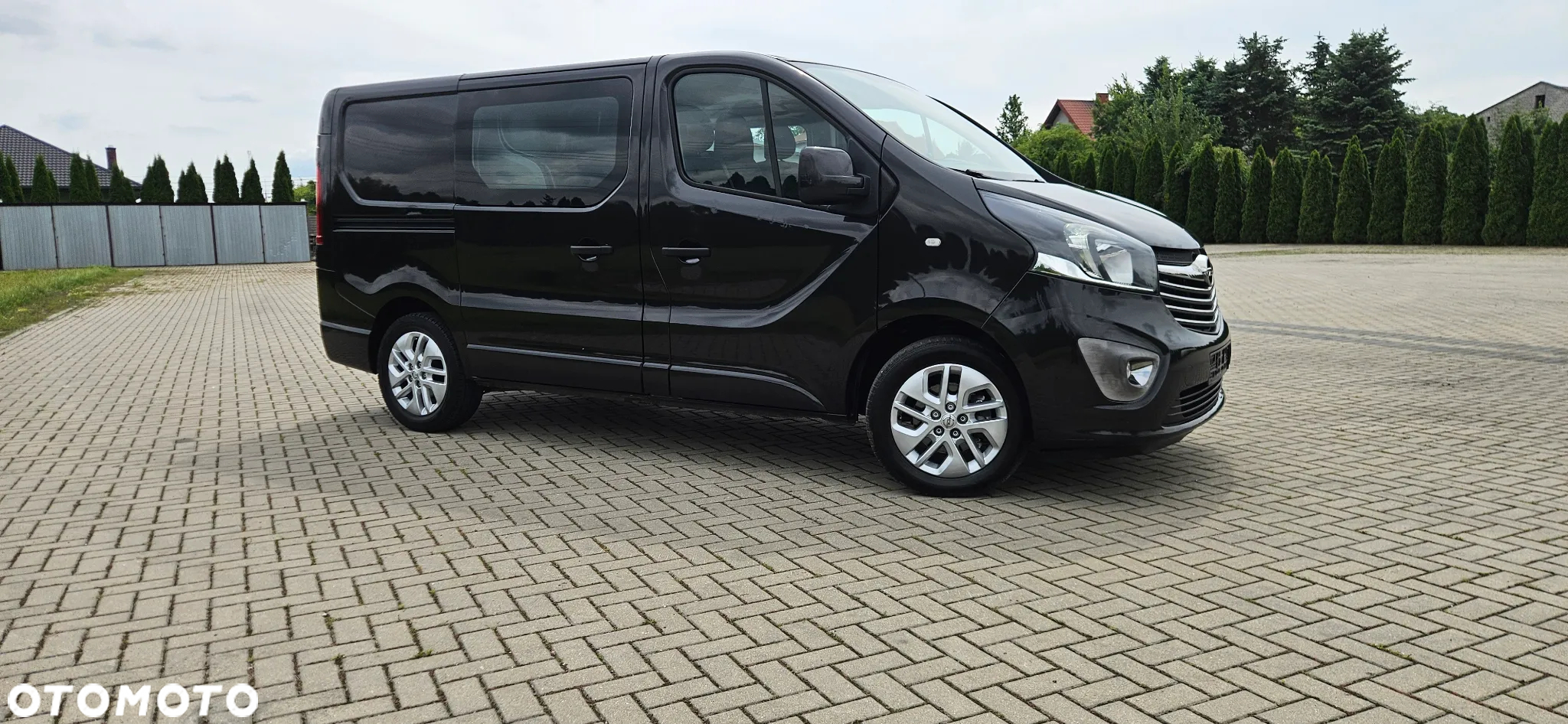 Opel Vivaro - 14
