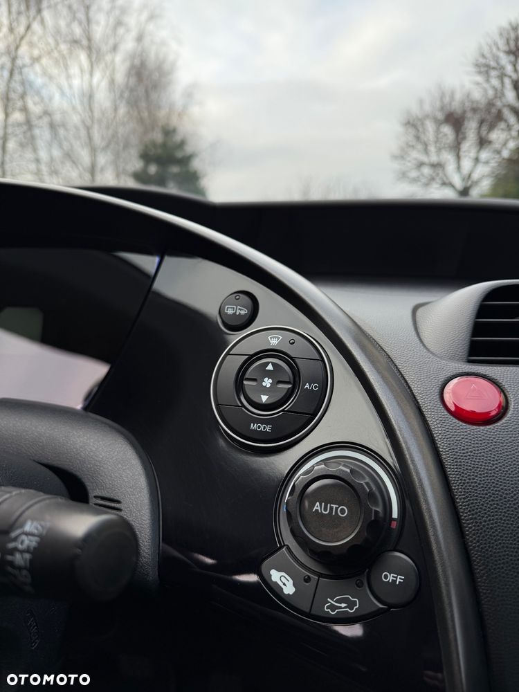 Honda Civic 1.8 Comfort - 14