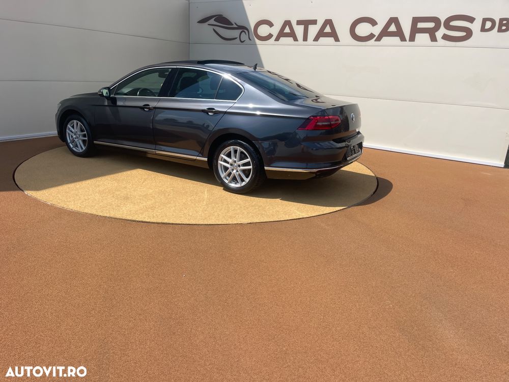 Volkswagen Passat 2.0 TDI DSG (BlueMotion Technology) Highline - 8