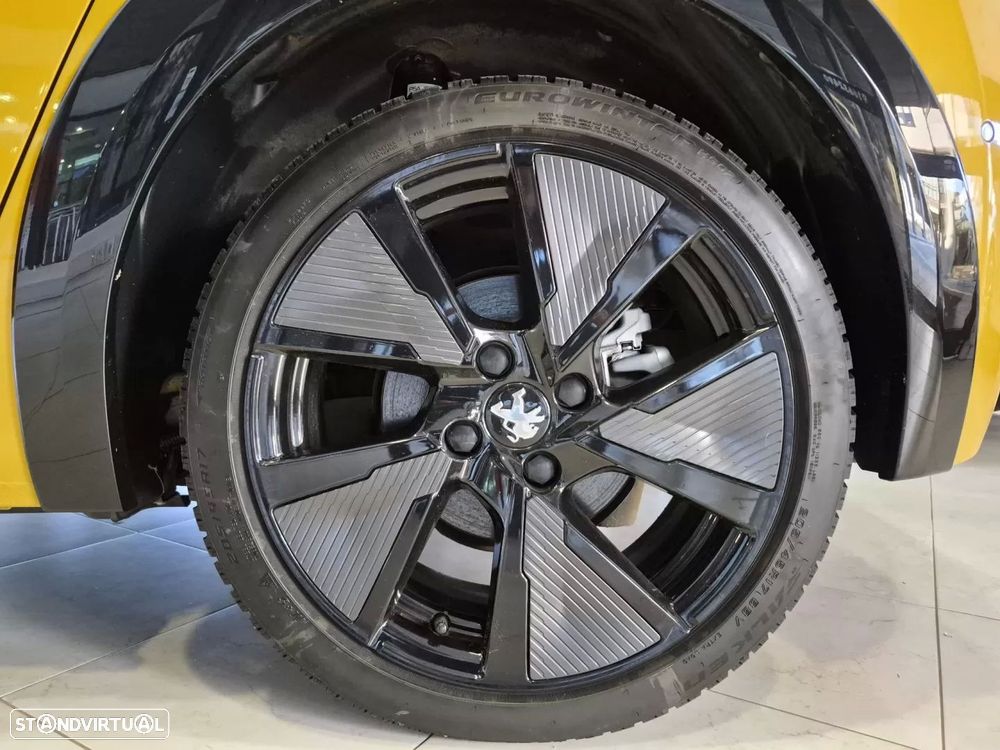 Peugeot e-208 50 kWh GT - 32