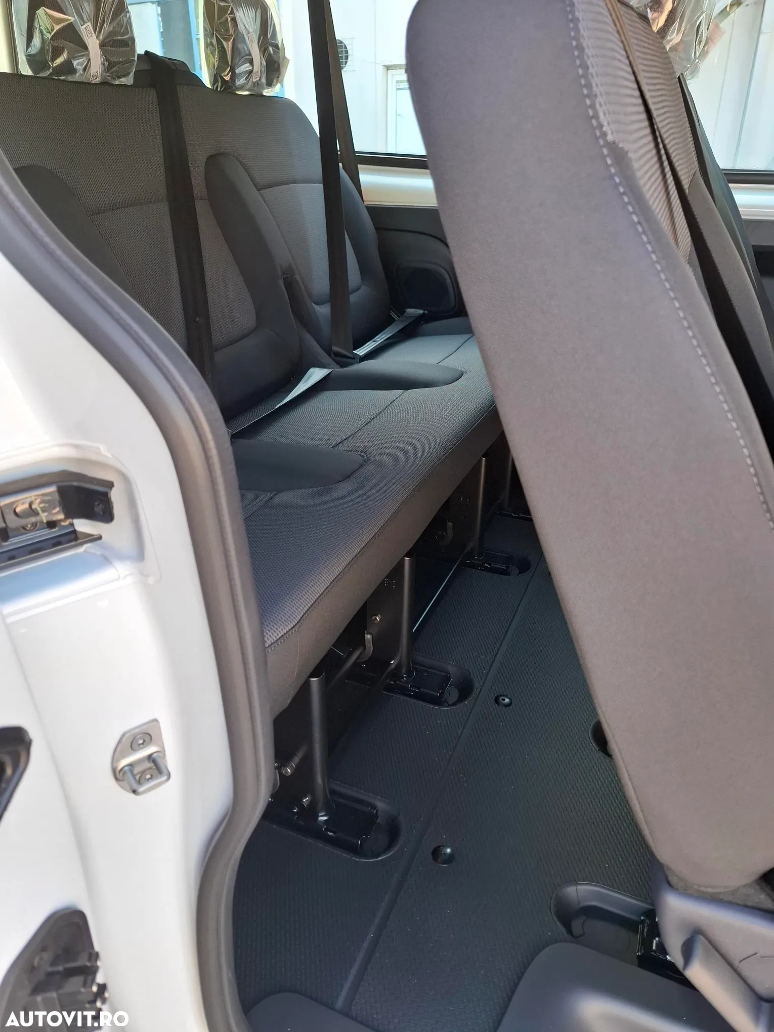 Renault Trafic Combi 2.0 Blue dCi 110 S&S L2 8+1 Life - 26