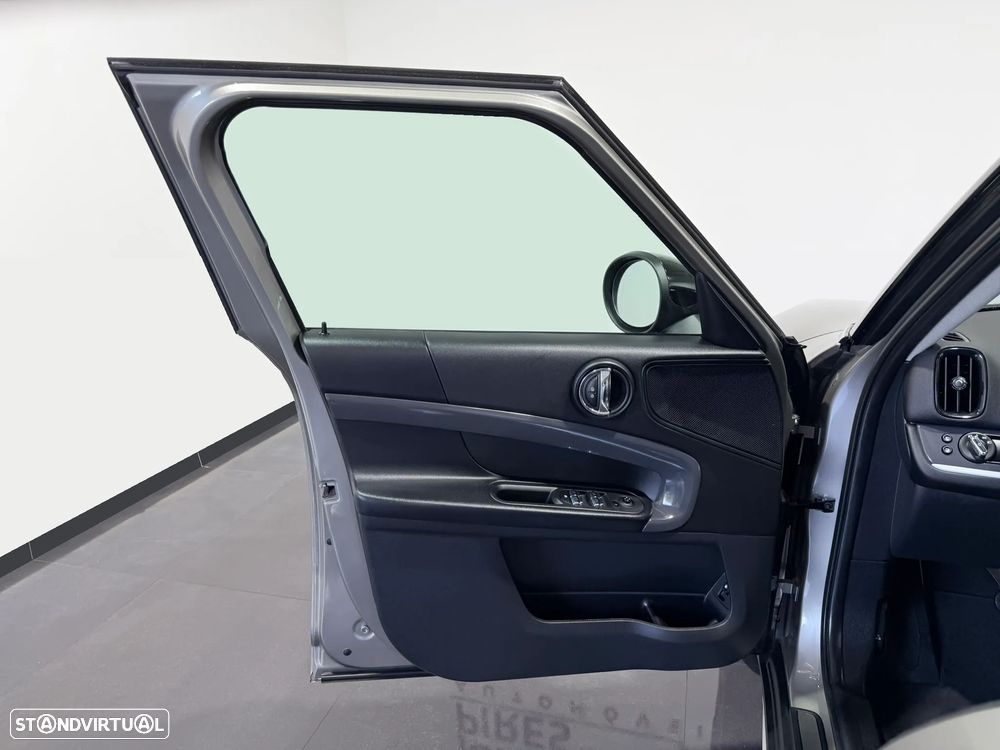 MINI Countryman Cooper SE ALL4 Auto - 18