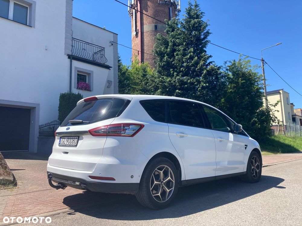 Ford S-Max - 4
