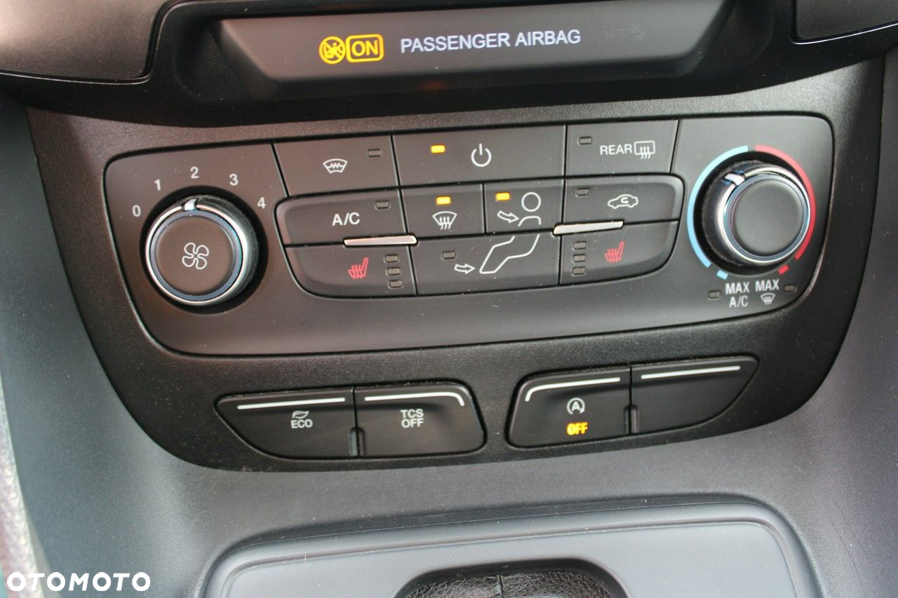 Ford Transit Connect - 30