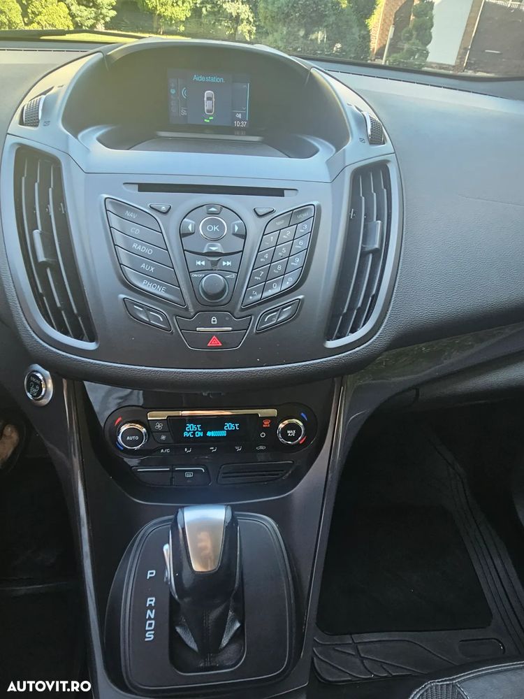 Ford Kuga 2.0 TDCi 4x4 Aut. Champions Edition - 11