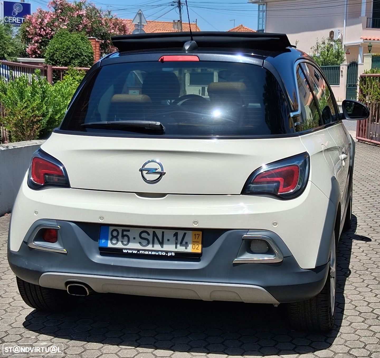 Opel Adam 1.0 T Rocks - 15