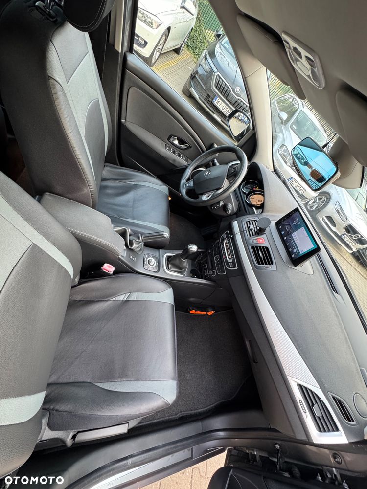 Renault Megane - 12