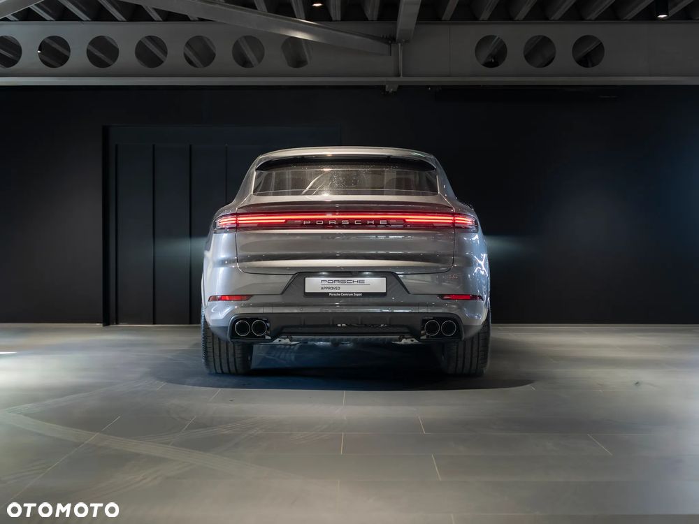 Porsche Cayenne Standard - 4