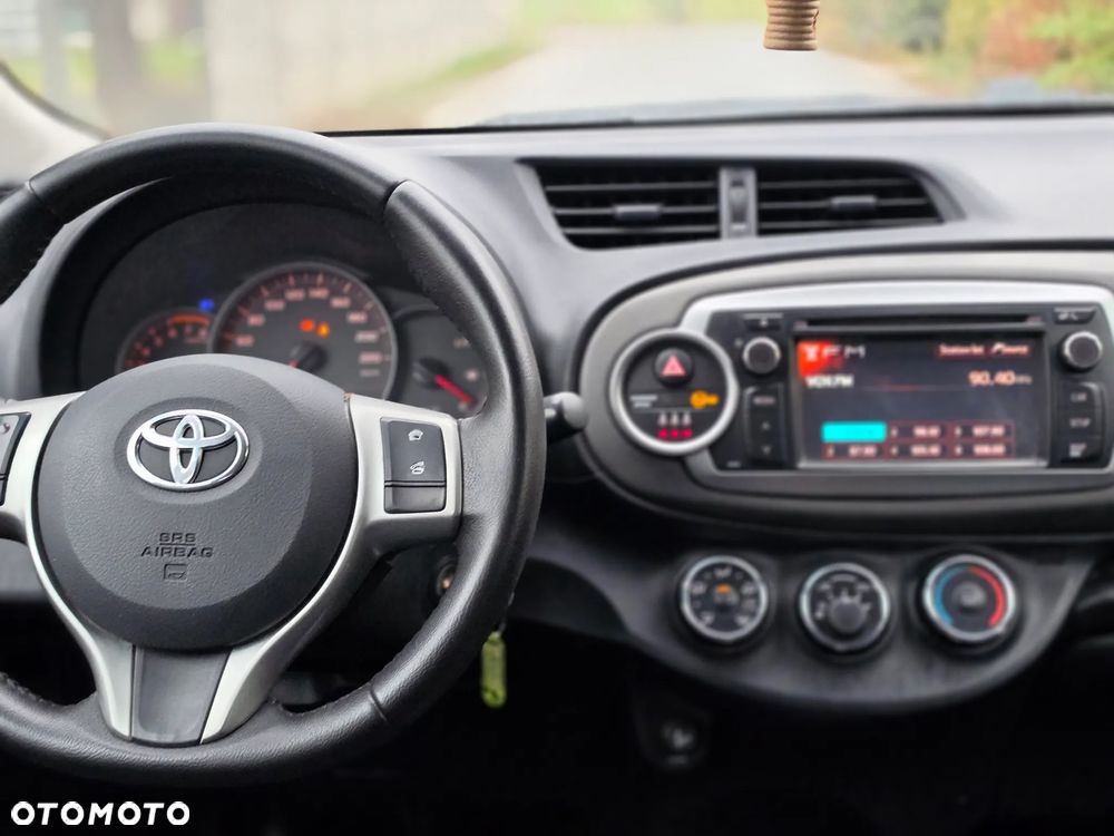 Toyota Yaris - 26