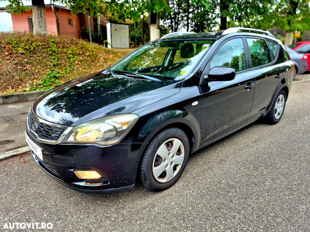 Kia Ceed 1.6 GDI Dream Team Edition - 9