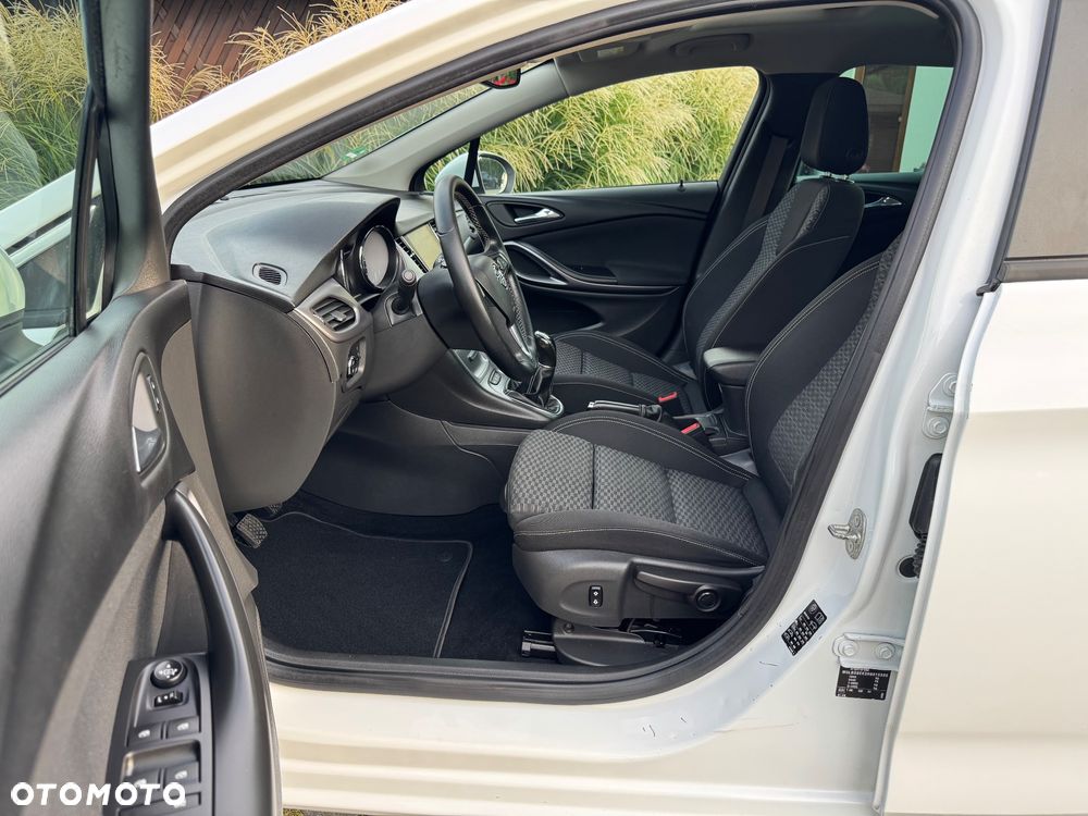 Opel Astra 1.6 D Start/Stop Business - 19